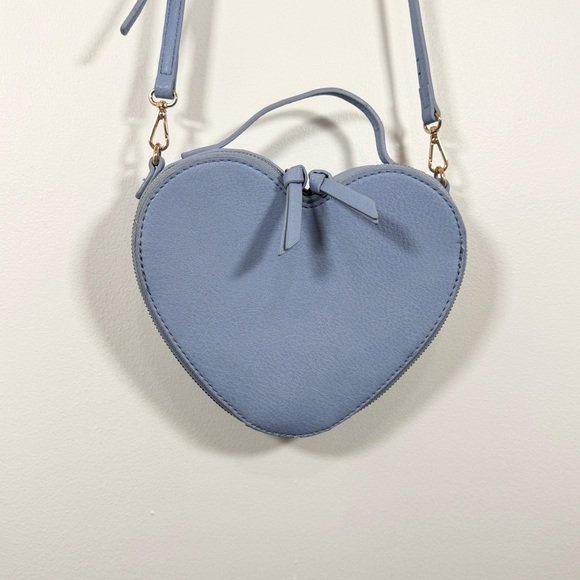 LC Lauren Conrad Heart-Shaped Light Powder Blue Crossbody Bag - Picture 3 of 13